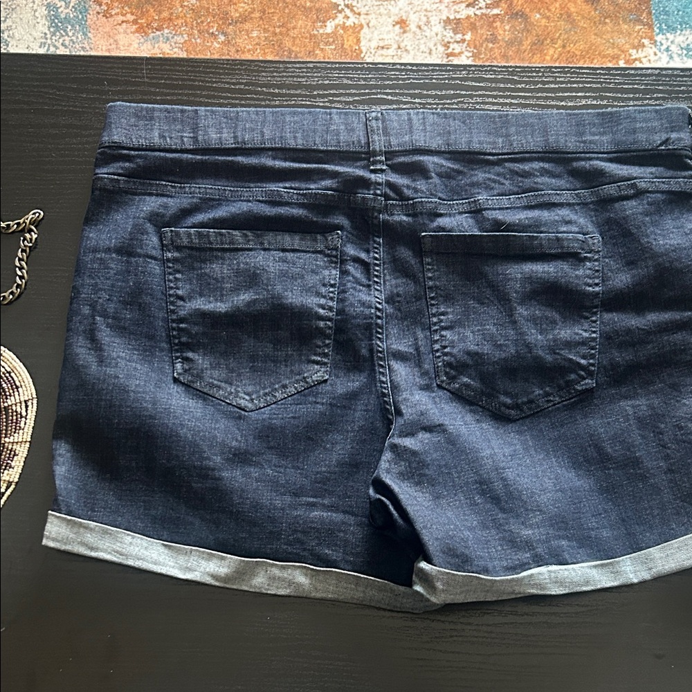 Time and Tru Dark Blue Jean Shorts - Picture 6 of 10